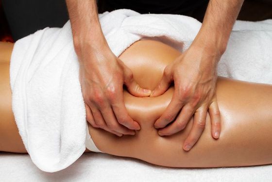 Alakformáló masszázs tanfolyam professzionális oktatással Alakformáló masszázs tanfolyam cellulit kezelő fogásokkal és bemutató masszázzsal